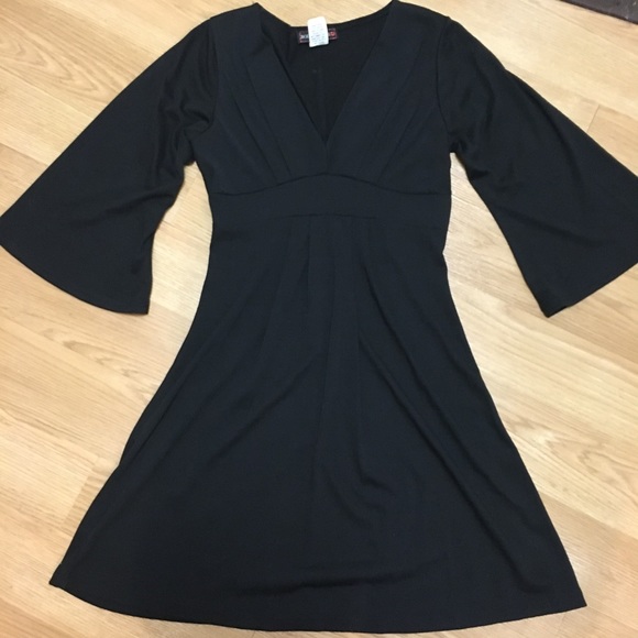 Body Central Dresses & Skirts - Little black bell sleeve dress